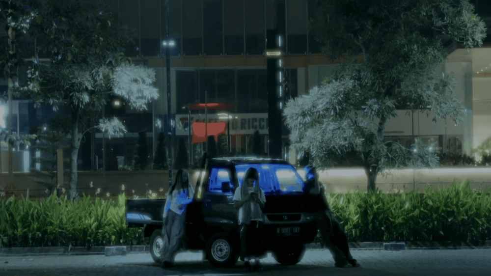 cuplikan MV Kasih Aba-Aba - Naykilla, Tenxi, & Jemsii (youtube.com/antinmrlmusic)