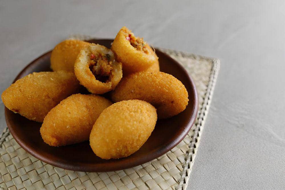 Combro Condol Resep Combro Singkong Keju, Cocok untuk Teman Minum Teh | IDN Times