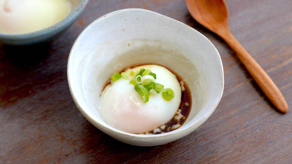 ilustrasi onsen tamago (youtube.com/wa's Kitchen recipes)