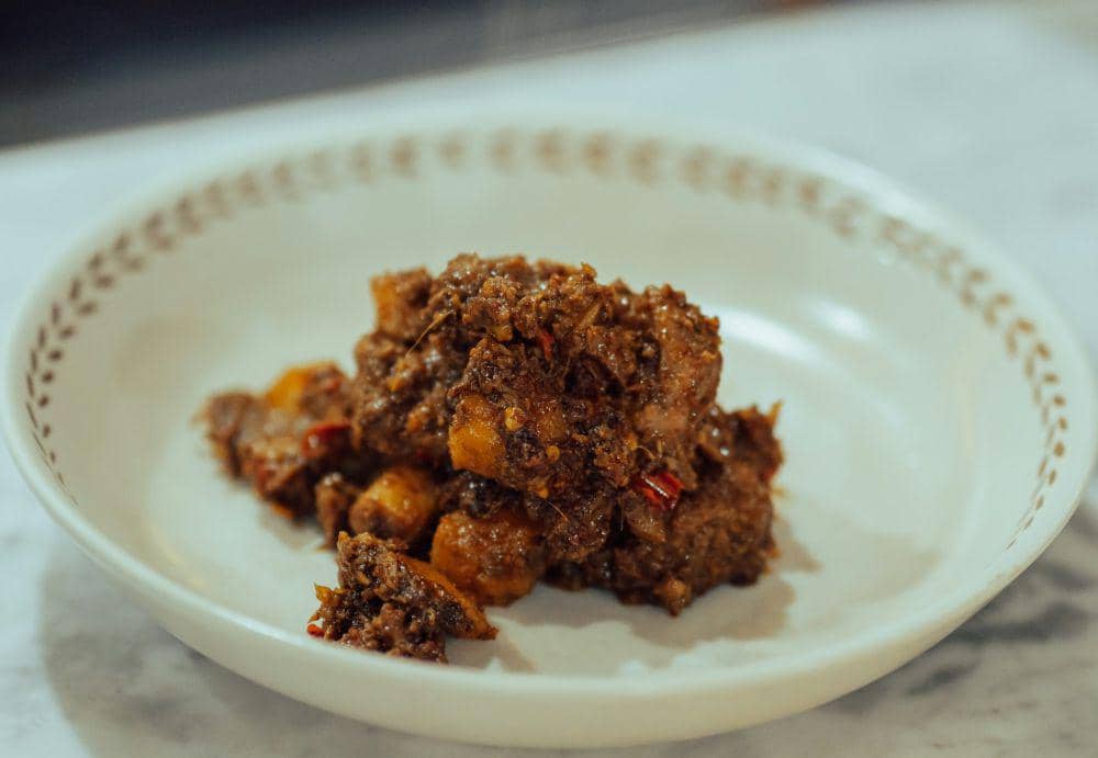 Resep Rendang Daging Bumbu Jawa yang Empuk dan Gurih Manis | IDN Times ...