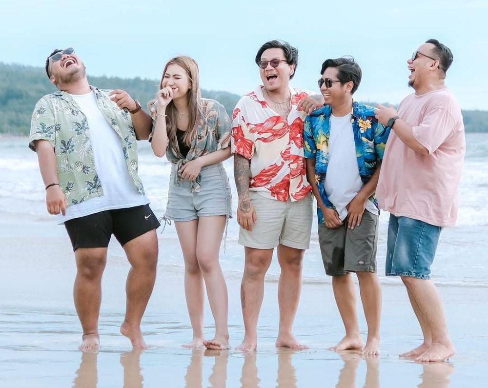 Batas Senja (instagram.com/batassenjaofficial)