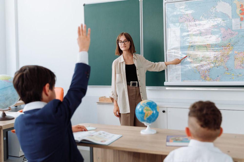 ilustrasi siswa belajar di kelas. (pexels.com/Thirdman)