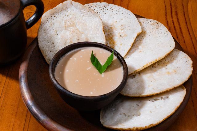 ilustrasi serabi solo (vecteezy.com/pana design)