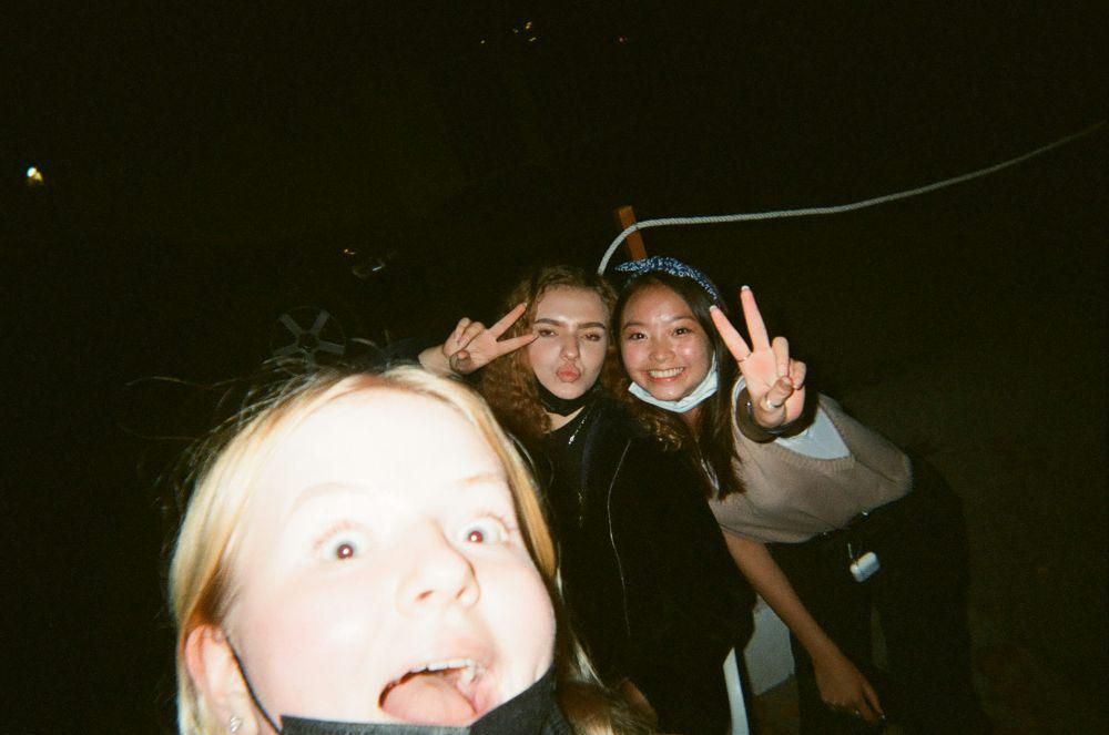 ilustrasi waktu terasa berjalan lebih cepat (unsplash.com/Maria Lysenko)