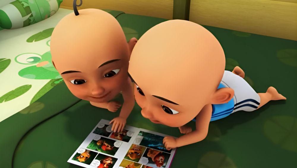 Upin dan Ipin sedang membaca komik (dok. Les' Copaque Production/Upin & Ipin)