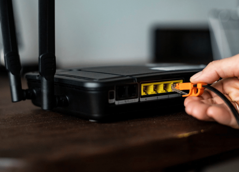 ilustrasi router dual band (freepik.com/rawpixel.com)