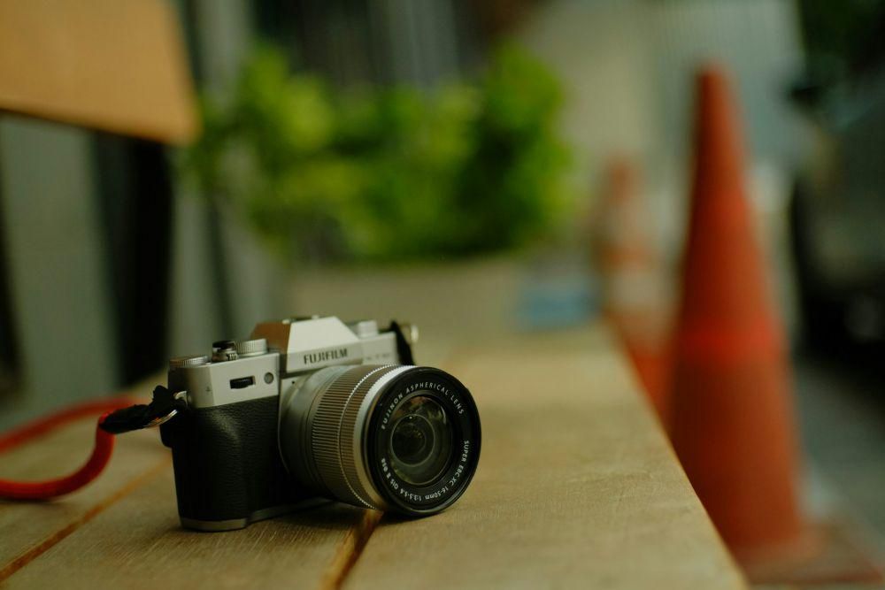 Ilustrasi kamera Fujifilm (Unsplash.com/ Ankit Shetty)