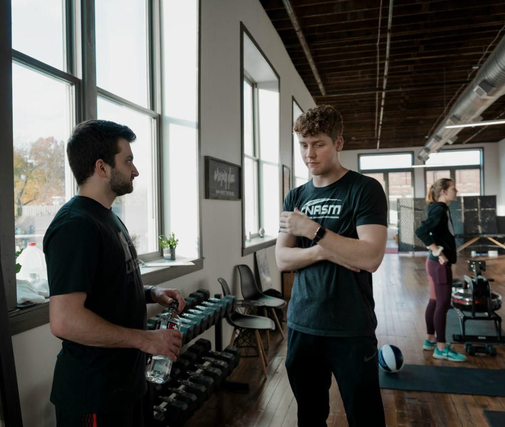 ilustrasi teman gym (unsplash.com/Crosby Hinze)