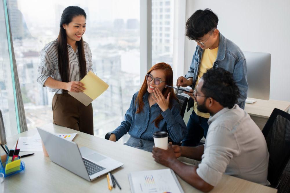 5 Shio Paling Rajin Membantu Pekerjaan Teman Sekantor