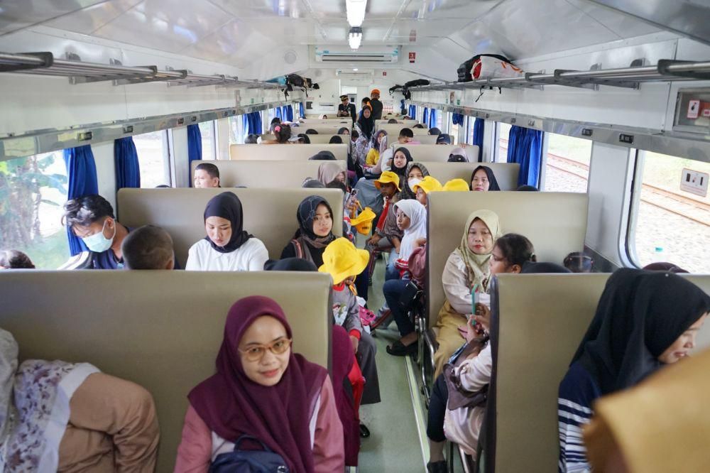 Jelang Libur Sekolah Berakhir, Jumlah Penumpang KA Masih Tinggi