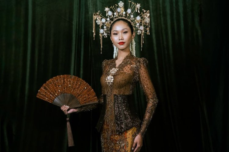 Selendang hingga Kerongsang, 5 Pilihan Aksesori Kebaya untuk Lengkapi Penampilan