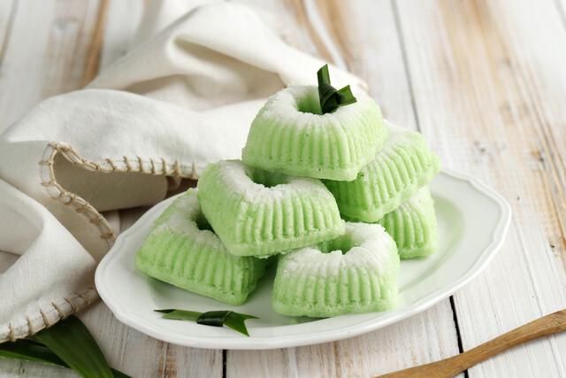 8 Bahan Perasa Kue Putu Ayu, Beri Kenikmatan Berbeda