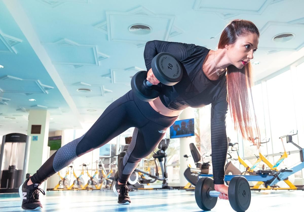 6 Sepatu yang Cocok untuk Gym, Nyaman tapi tetap Stylish
