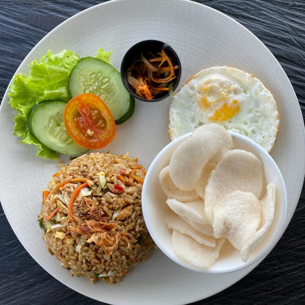 https://unsplash.com/photos/a-white-plate-topped-with-rice-and-vegetables-g0dBbrGmMe0