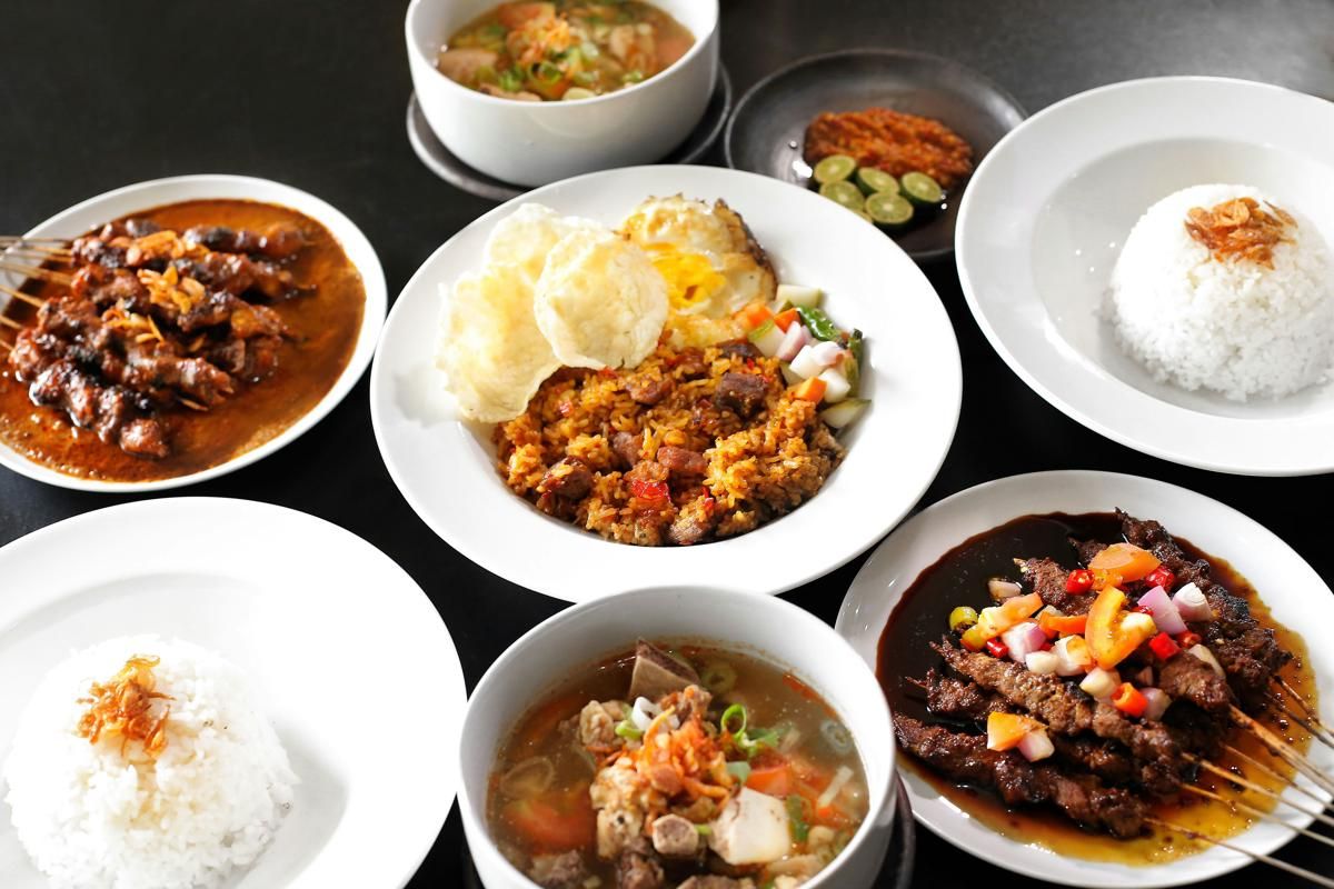 https://unsplash.com/photos/variety-of-food-on-table-yvzzemH8-J0