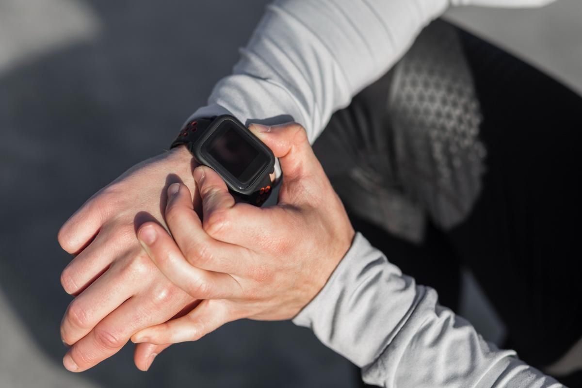 6 Rekomendasi Jam Tangan Sporty yang Tetap Stylish Buat Hangout