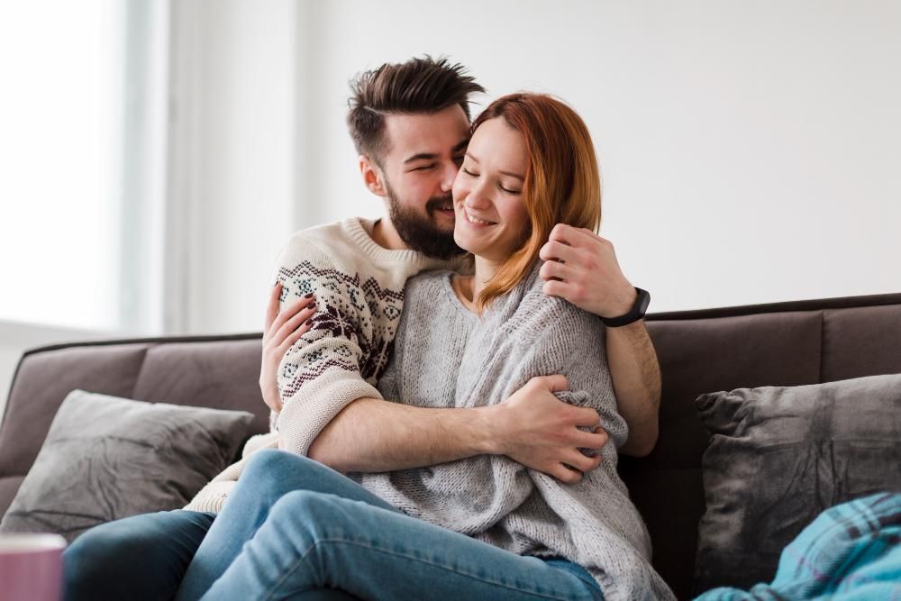 6 Cara Membuat Cowok Leo Kangen, Coba Jual Mahal!