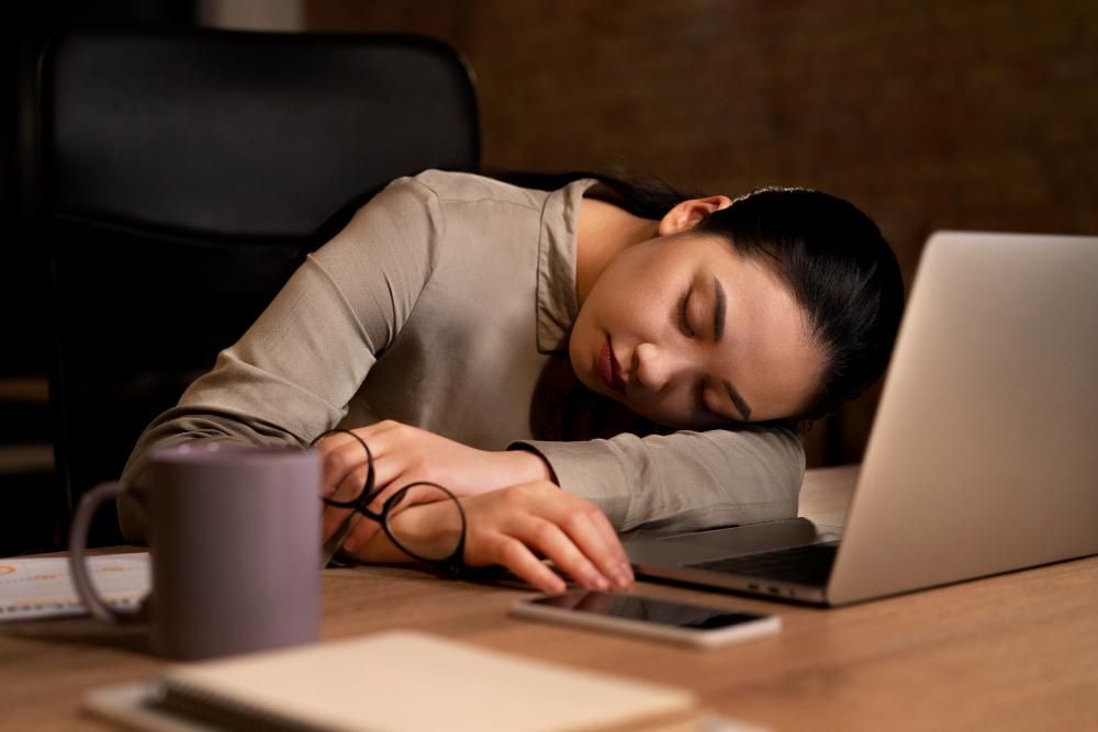 5 Cara Mengatasi Rasa Malas di Sore Hari Setelah Bekerja Seharian