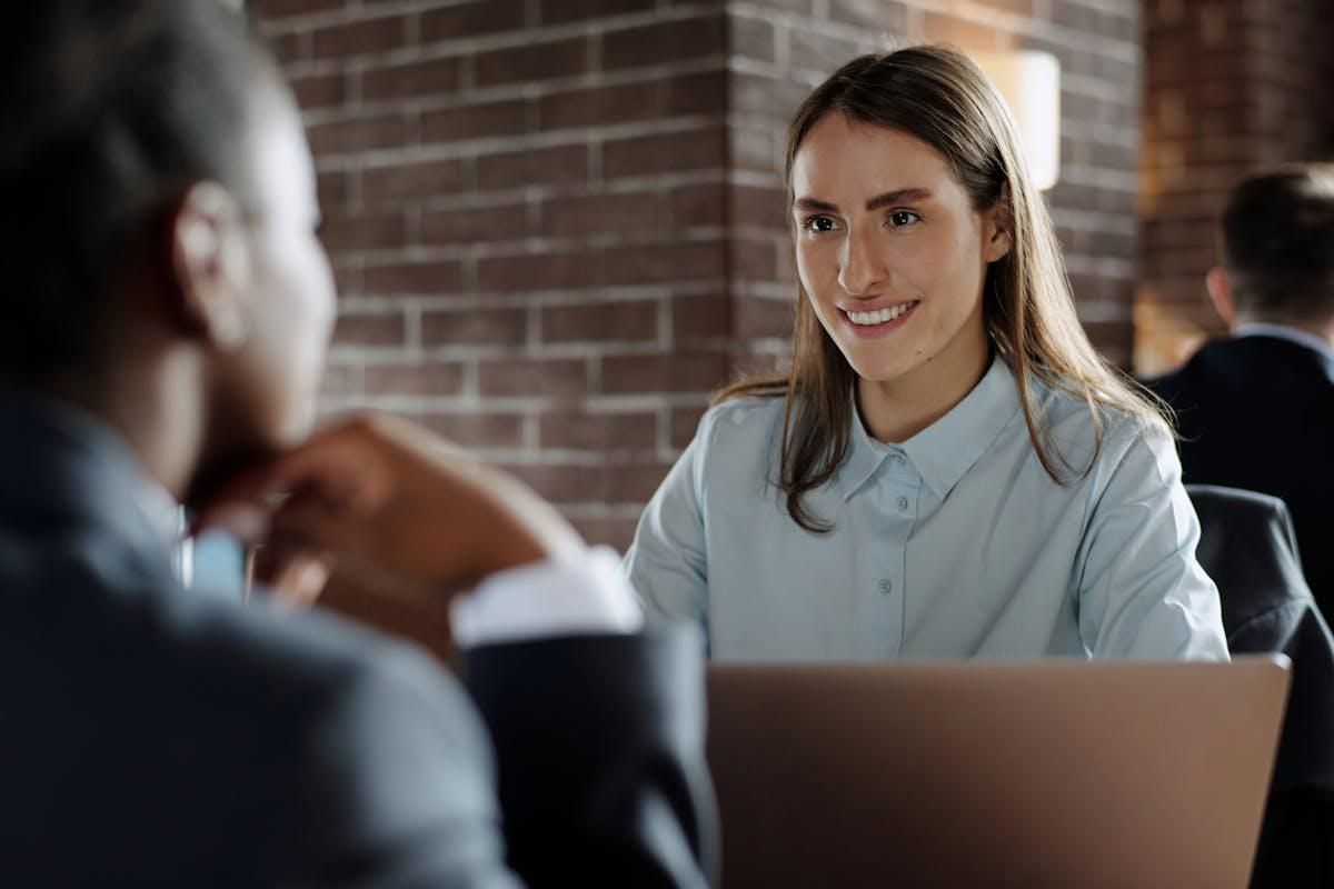 7 Skill yang Bikin CV Menonjol di Mata HRD Perusahaan Top