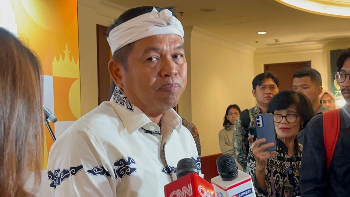 Dedi Mulyadi Targetkan 20 Ribu Anak dari Keluarga Miskin Bisa Sekolah di Negeri