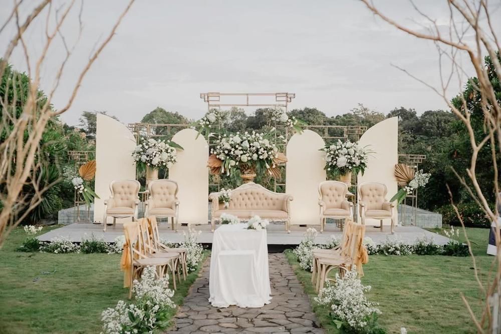 10 Rekomendasi Gedung Nikah Outdoor di Semarang, Tempatnya Asri