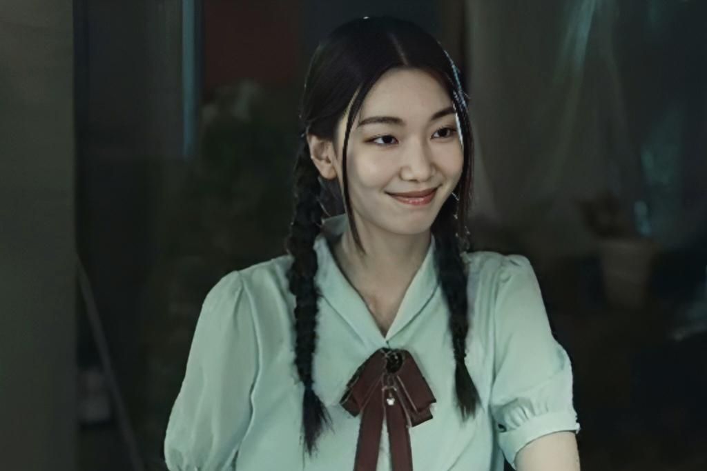 7 Bukti Kim Yeon Ha Mulai Menyukai Yoon Dong Joo di Drakor Good Boy