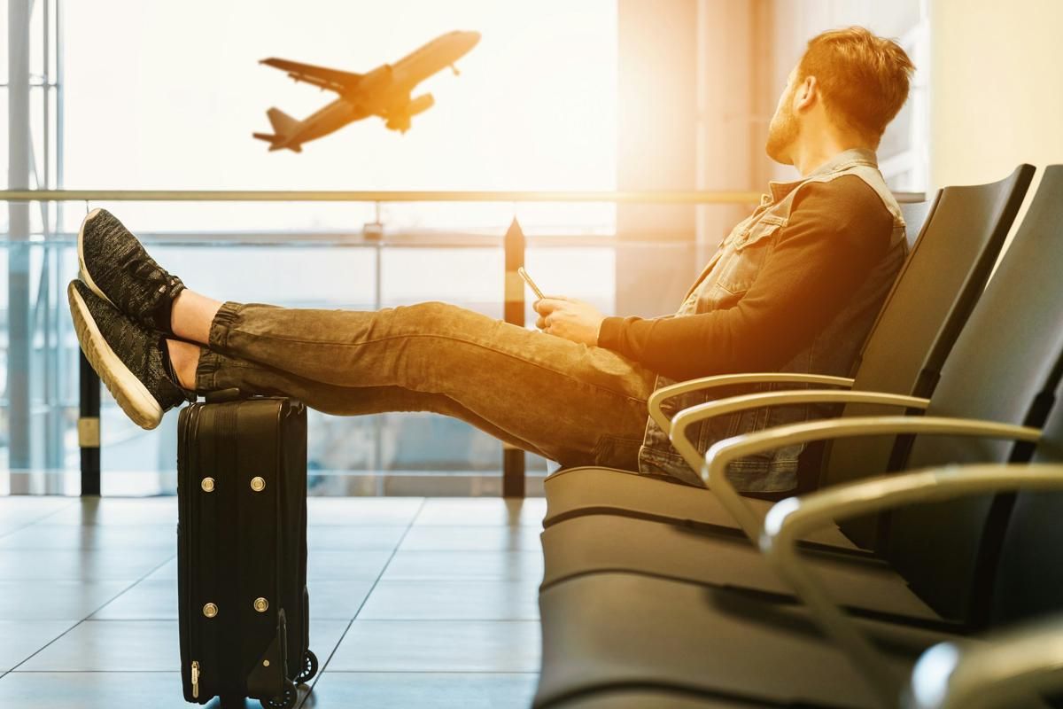 5 Perbedaan Layover dan Stopover dalam Penerbangan, Sudah Tahu?
