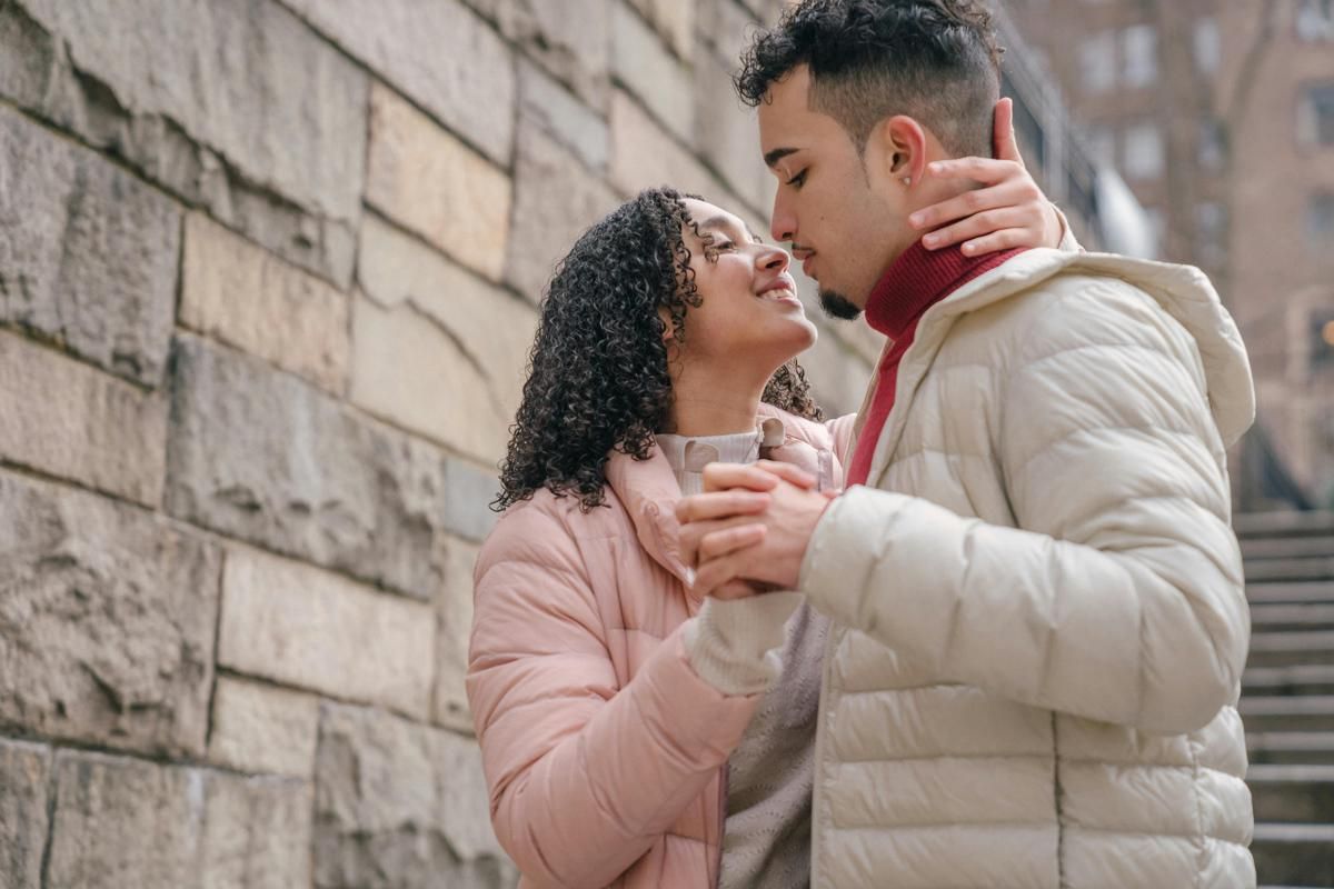 4 Sebab Perempuan Fatherless Jadi Sasaran Asmara Laki-laki Matre
