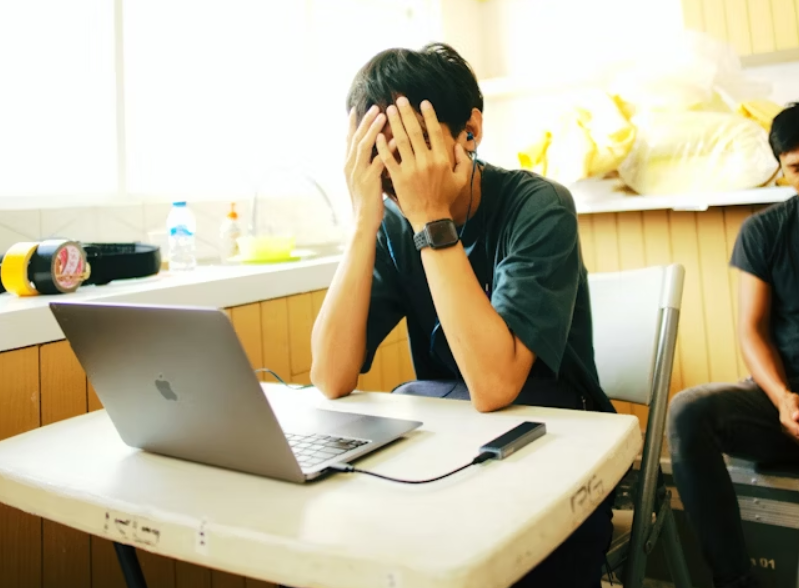 5 Kebiasaan Buruk saat Kuliah yang Harus Segera Diperbaiki
