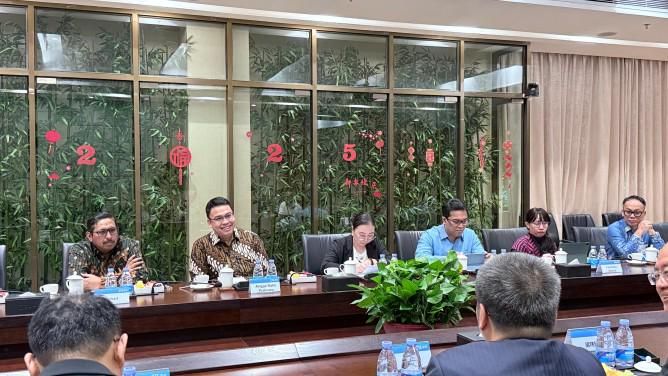 Pemerintah Gandeng ZTE Bentuk Pusat R&D di Indonesia
