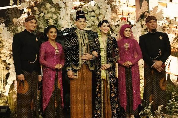 Potret Keluarga Alyssa Daguise di Acara Ngunduh Mantu
