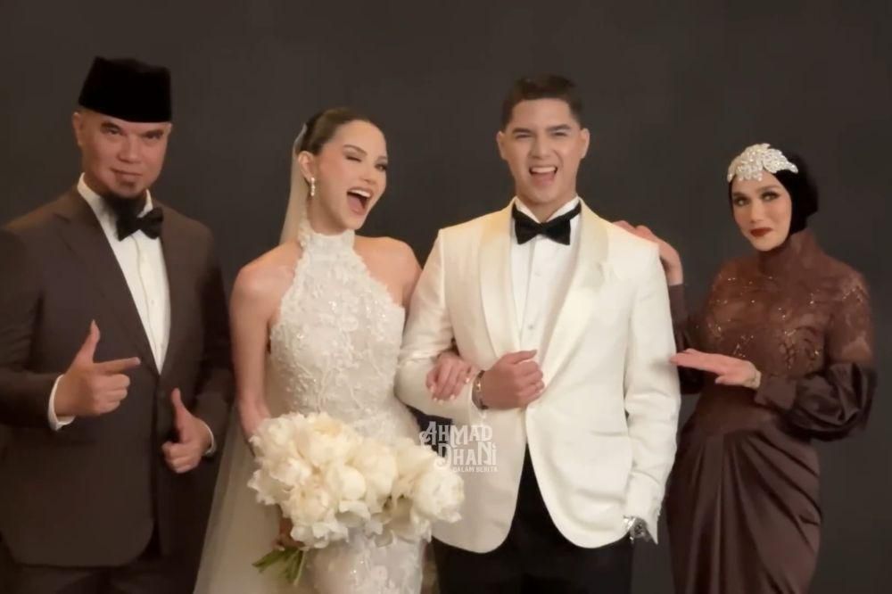 Potret Mulan Jameela saat Resepsi Al Ghazali, Tampil ala Gatsby!
