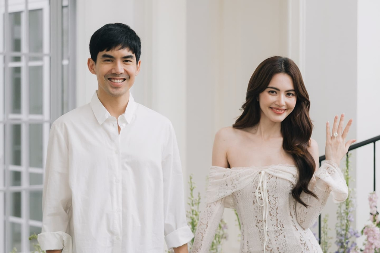 7 Gaya Kompak Davika Hoorne dan Ter Chantavit di Berbagai Momen