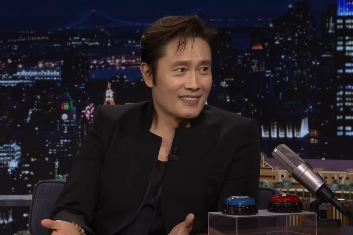 Lee Byung Hun Tak Bilang ke Keluarga Soal Jadi Front Man di Squid Game