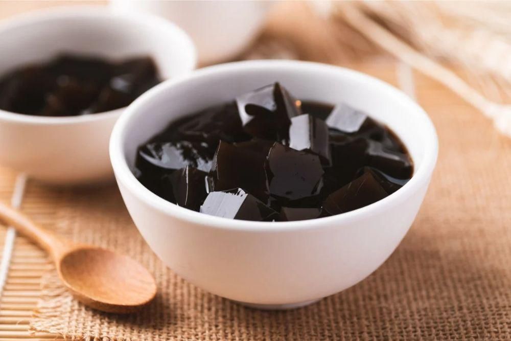 7 Manfaat Cincau Hitam untuk Kesehatan, Aman Dikonsumsi Saat Diet!  