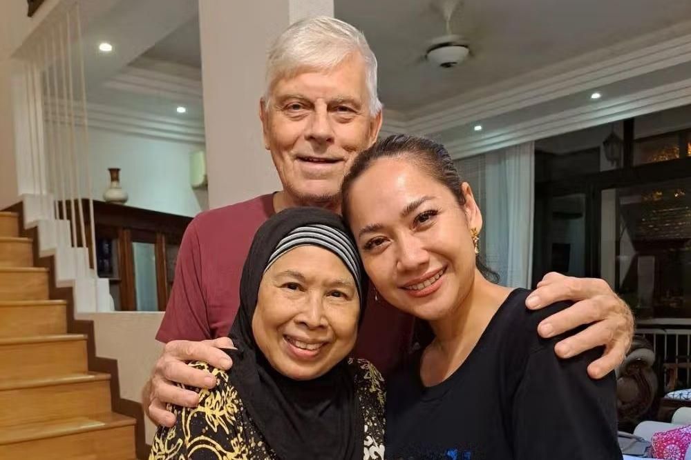 7 Artis yang Masih Dekat dengan Mantan Mertua, Selalu Jaga Hubungan!