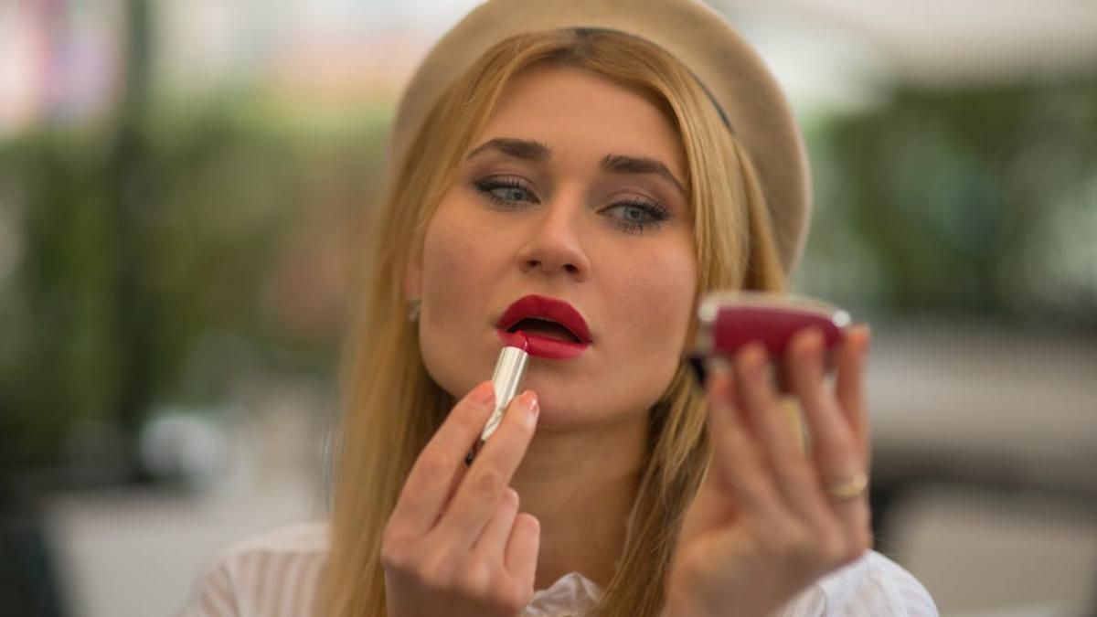 5 Rekomendasi Tinted Lip Balm di Bawah Rp50 Ribuan, Catat!