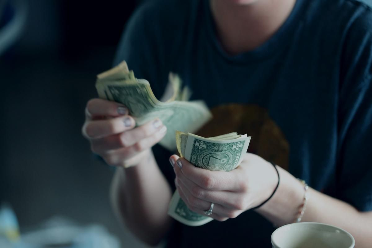 4 Pertimbangan Keuangan sebelum Memutuskan Berutang