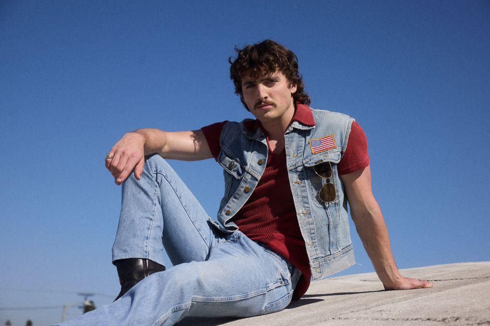 Benson Boone Rilis Album Kedua 'American Heart' yang Makin Semarak 