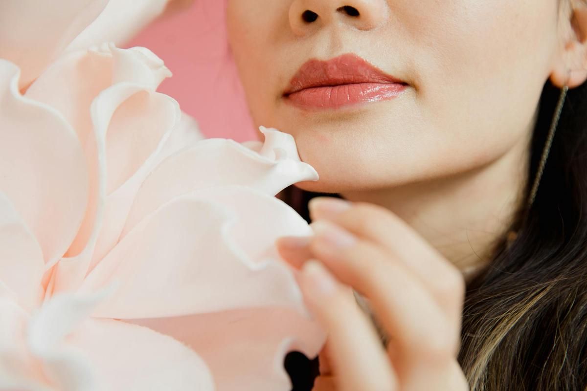 5 Rekomendasi Click Pen Lip Lokal yang Bagus dan Harganya