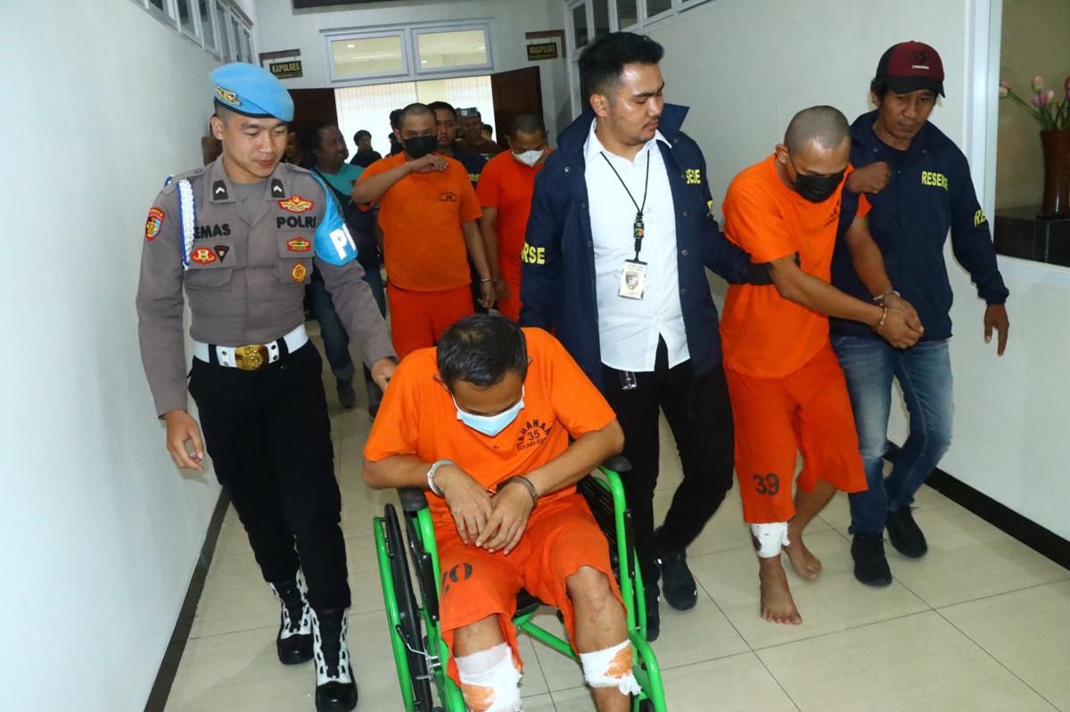 Komplotan Pelaku Ganjal ATM Ditangkap, 3 Dihadiahi Timah Panas