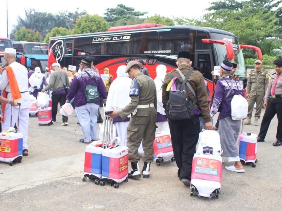 3.137 Jemaah Haji Telah Tiba di Lampung, 13 Wafat di Tanah Suci