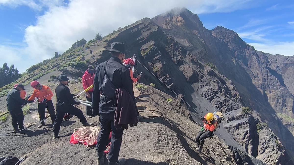 Kronologi Lengkap Jatuhnya Pendaki Brasil saat Summit di Gunung Rinjani