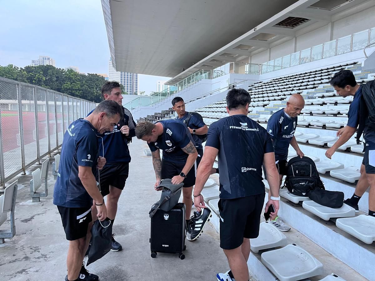 Simon Tahamata Hadir di Sesi Latihan Timnas U-23, Apa Perannya?