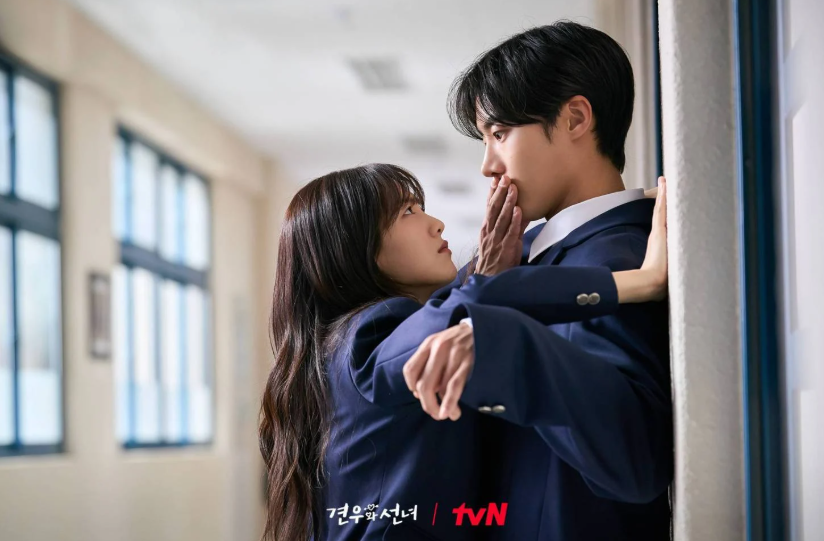 3 Alasan Harus Nonton Drakor Head Over Heels, Tentang Cinta yang Magis
