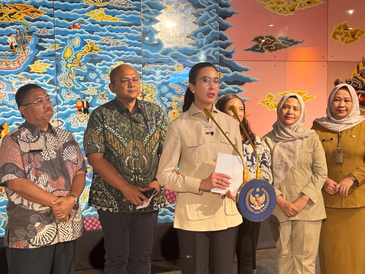 Pendaki Jatuh di Rinjani, Menpar: Kami Berharap Ini yang Terakhir