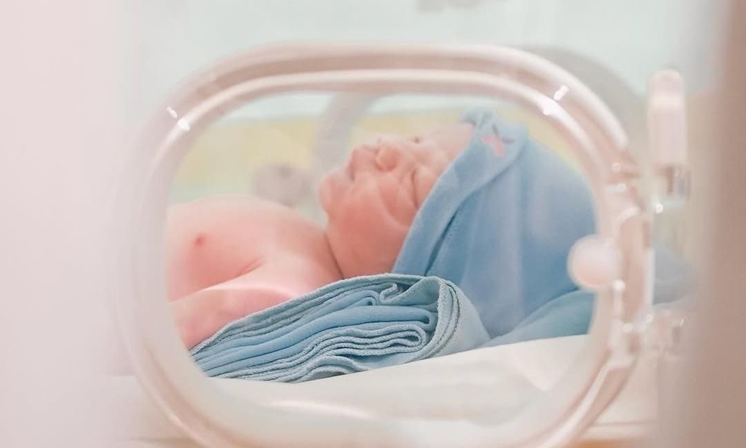 Tora Sudiro Sah Jadi Kakek, Ini Arti Nama Anak Pertama Nabila Sudiro