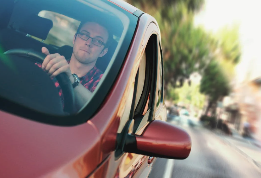 Kenapa Bau Bensin Bisa Masuk ke Dalam Kabin Mobil?