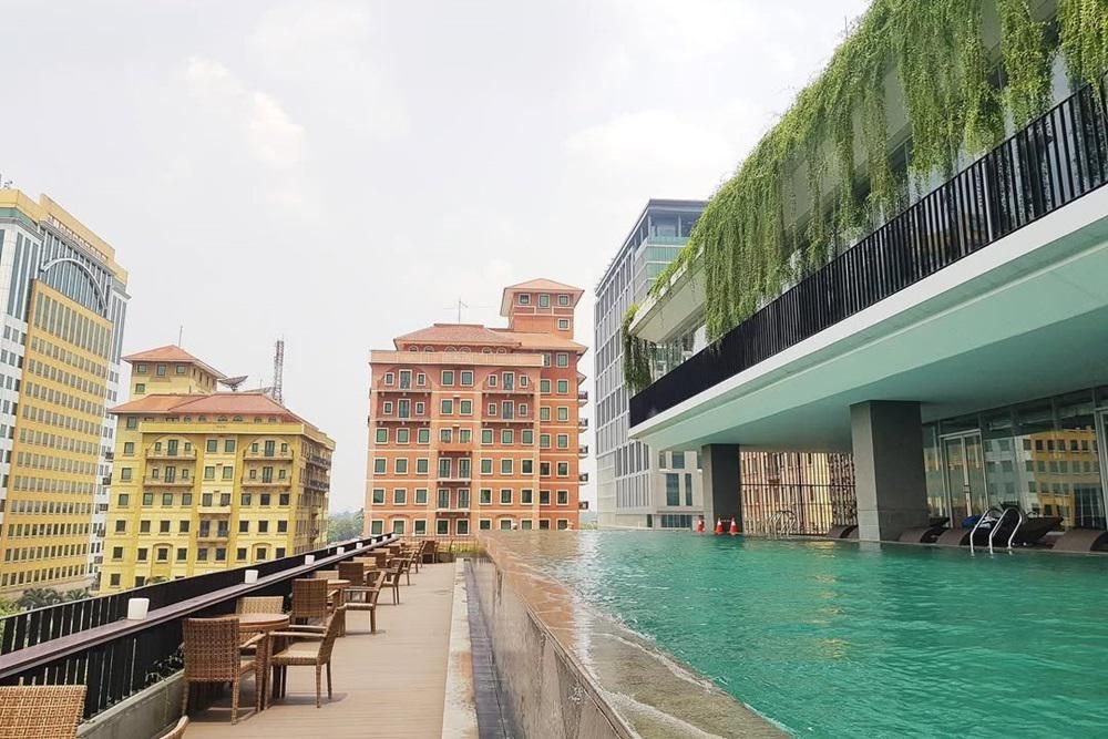 7 Kolam Renang Umum di Jakarta Selatan yang Asyik Banget Buat Healing & Olahraga