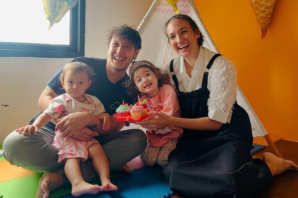 Dikenal Family Man, Ini Fakta Keluarga Dimas Anggara yang Ramai Disorot
